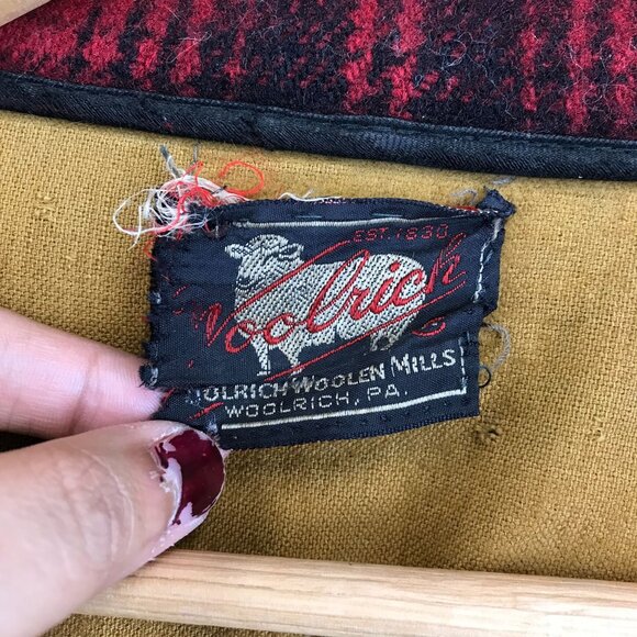 40s 50s Vintage Woolrich Coat, Red and Black Mackinaw Plaid Wool Jacket L - Picture 6 of 11